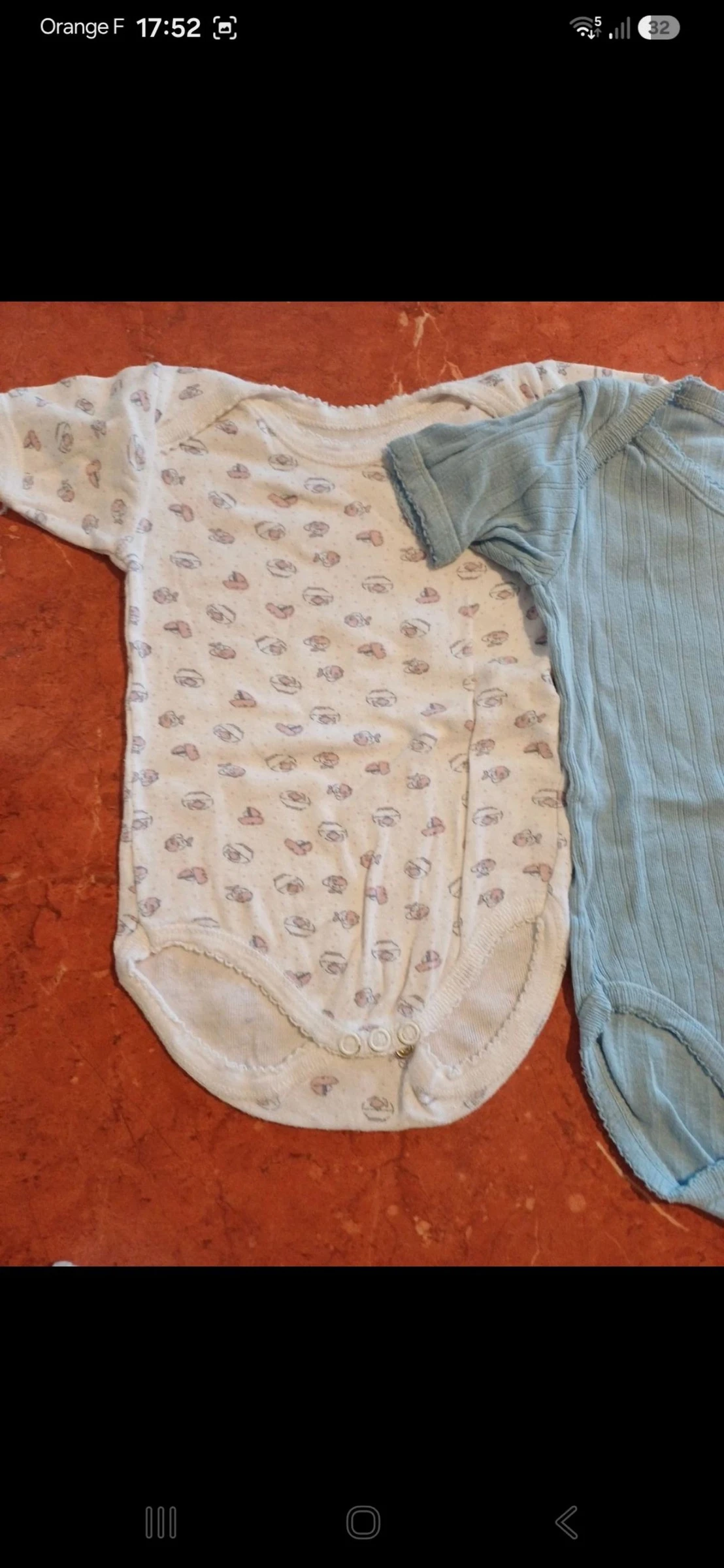 Lot van 4 babyrompertjes maat 12 maanden – photo 5